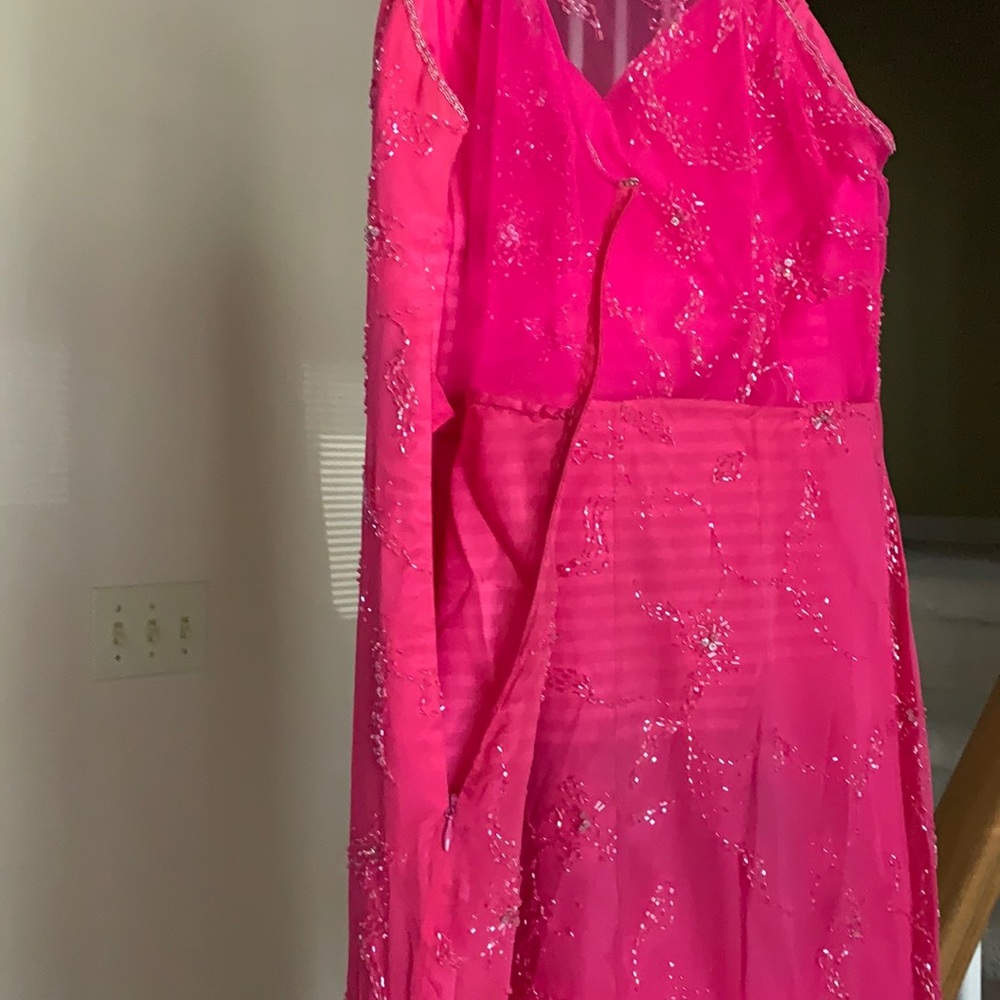 Lara Design Evening Dress - Picture 4 of 8